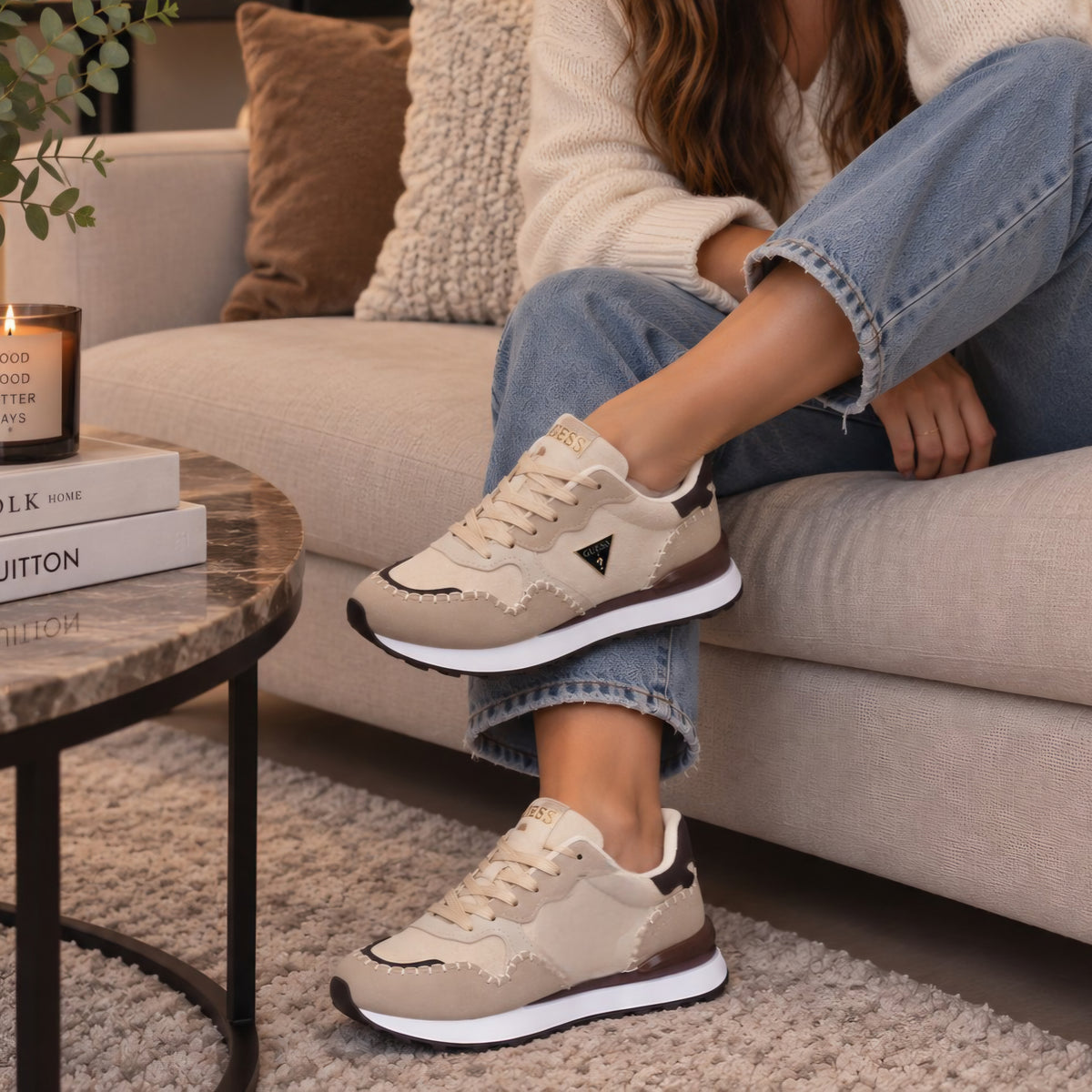New guess bege