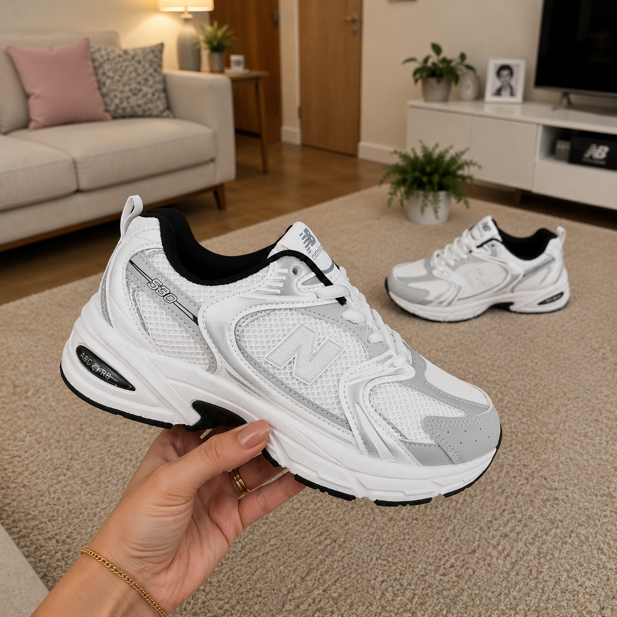 Nb white grey