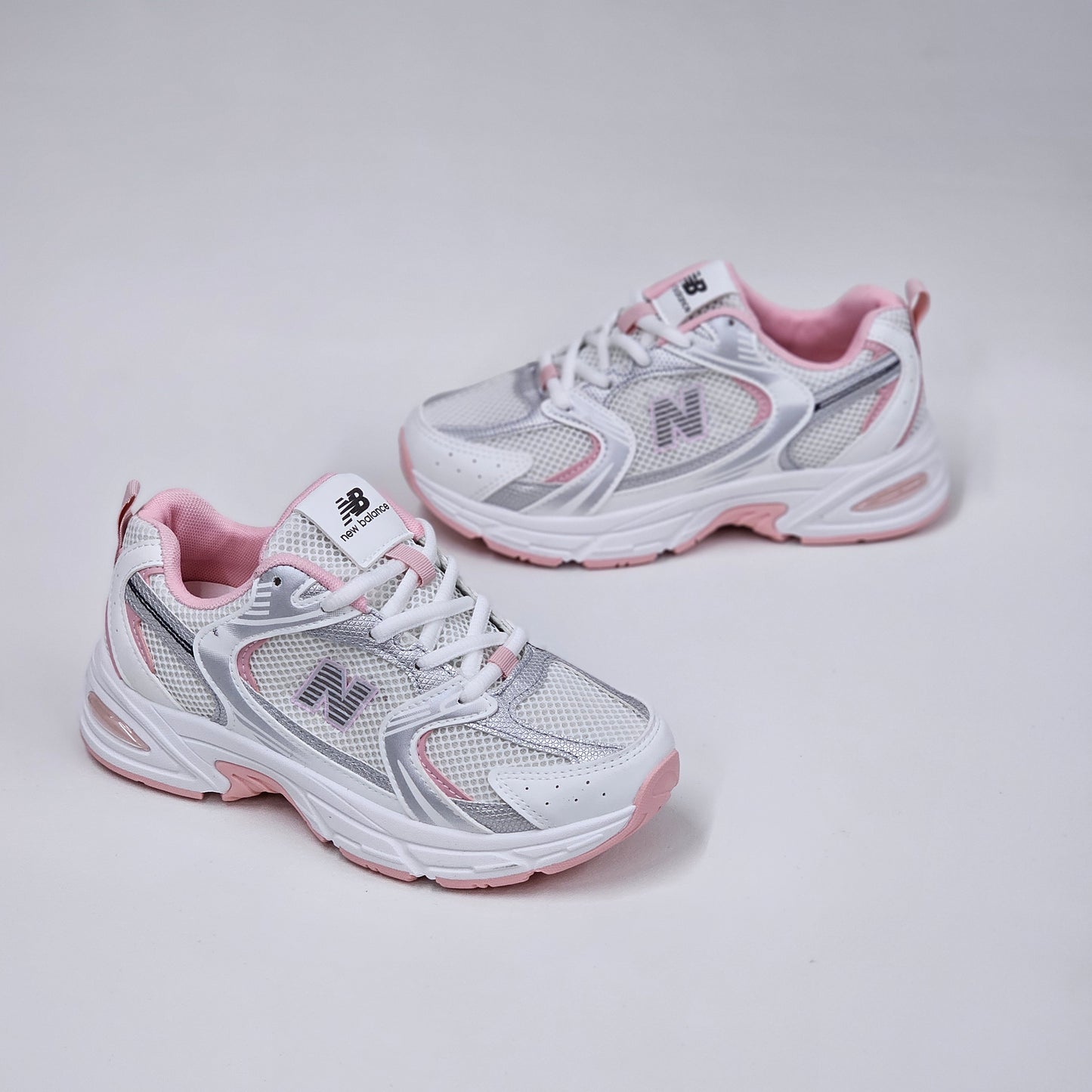 New b white Grey pink