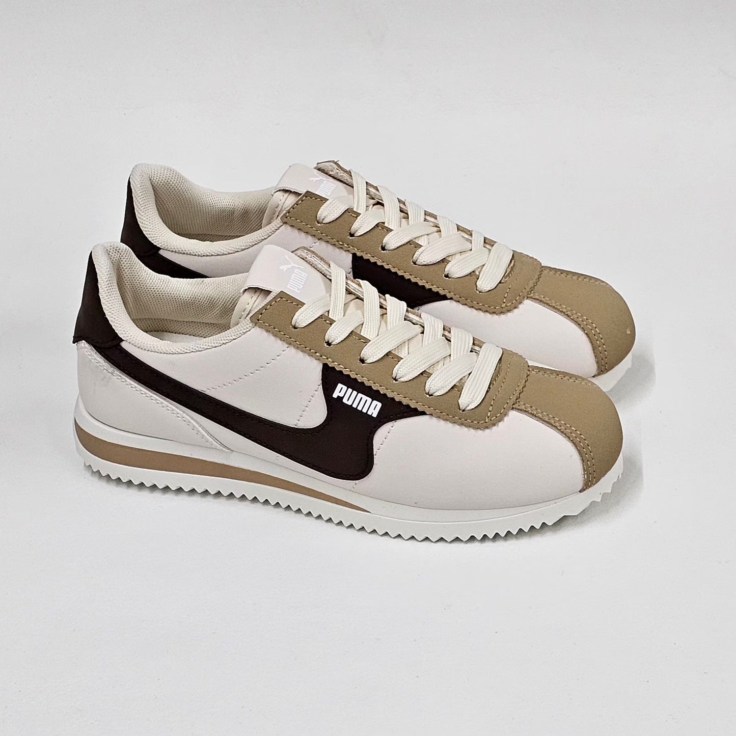 Puma bege castanho